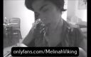 Melinah Viking: 흑인 대물 자지와 섹스하는 18세 소녀