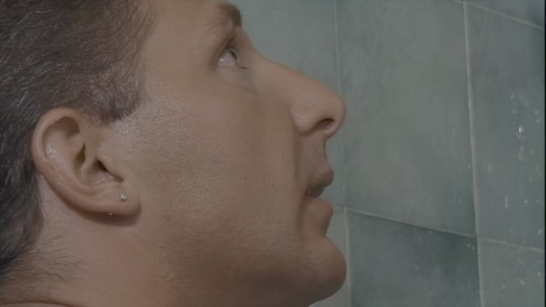 Italians at Home: Această curvă îi spală bine penisul bărbatului înainte să-l ia în fund