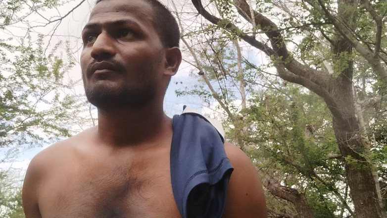 KUMBHA MANOJ KUMAR: Pencarian Xhard India di hutan