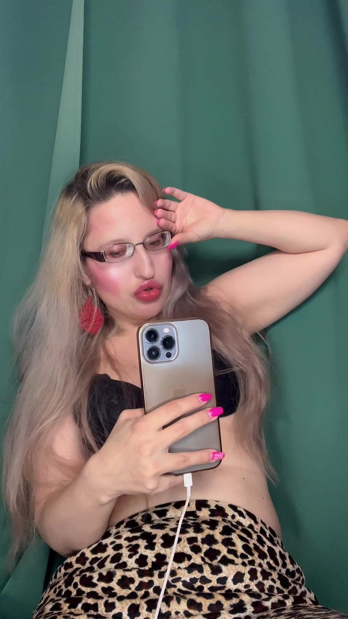FinDom Goaldigger: Sesi webcam orgasme tangan gratis untuk ege
