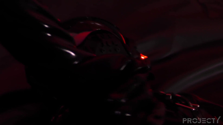 Project Y studios: Gumový dron na šukačce