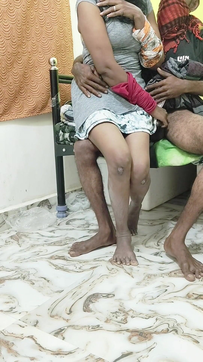 Thesana: बिगाड़ने वाली ट्यूशन टीचर