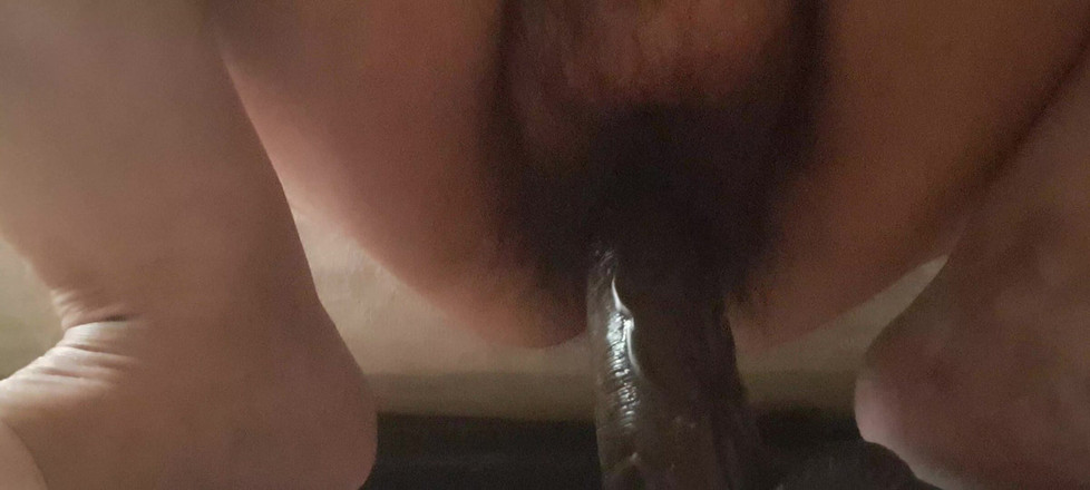 Mommy big hairy pussy: Волохата пизда жадібної мамки