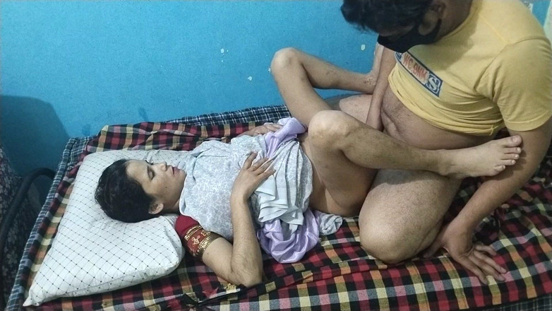 Indian Muslim Couple: Indian Wife Tanish Fatima with Husband Akhil Khan Blowjob Sex