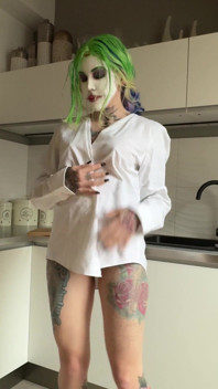 Full Body Reveal