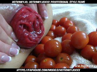 Hotkinkyjo: Hotkinkyjoxxx proffesional style films: Hotkinkyjo Prolasso anale e verdura giocano con piccoli Ed .