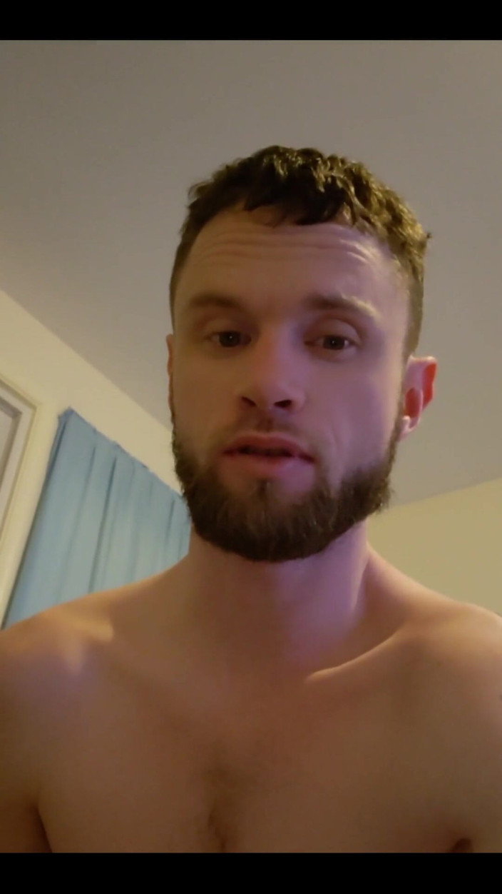 TalenJames: Musste mich im badezimmer befreien