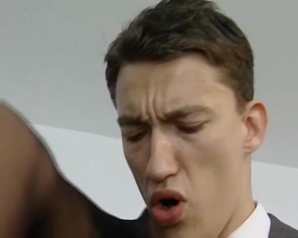 Porno Cloud: High society pissend.