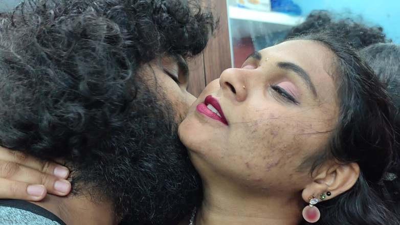 Vaigavarun45: カップル・ロマンス