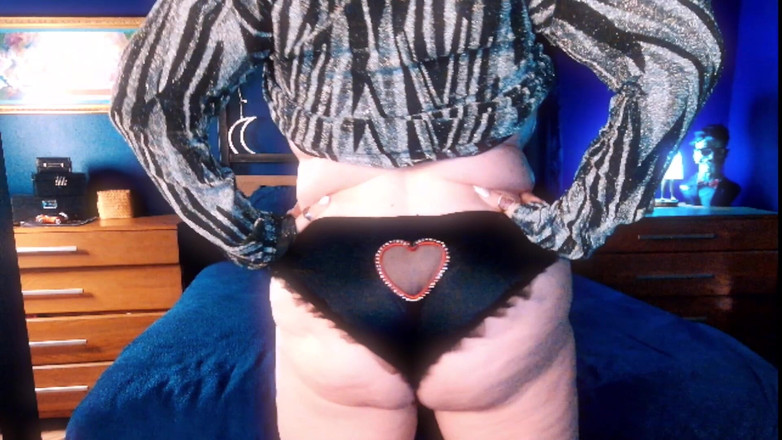 Samantha 38G: Arahan melancap, ibadah awek montel dan orgasme dengan Sam38g