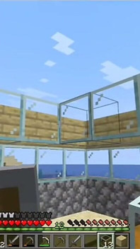 สร้างครั้งแรกใน Minecraft