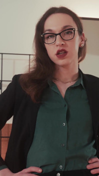 Chceš tu práci? Tak mi vykuj ptáka! Dominantní trans JOI