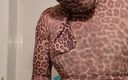 Nylon play: Trọn vẹn leopard encasement