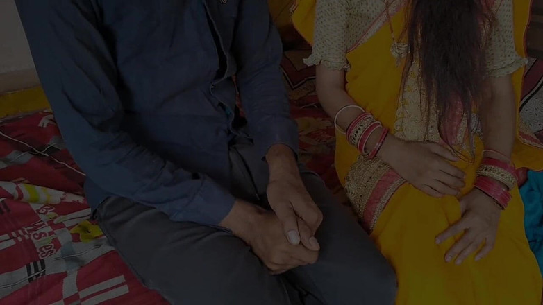 seema: El hijastro se folló a su madrastra sola y al...