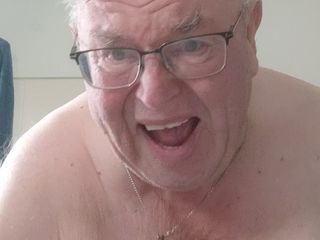 Karlchengeil: Moje krásná sexy prsa a bradavky