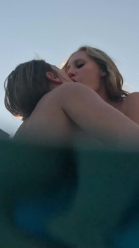 Sumer Squirting Lesbians