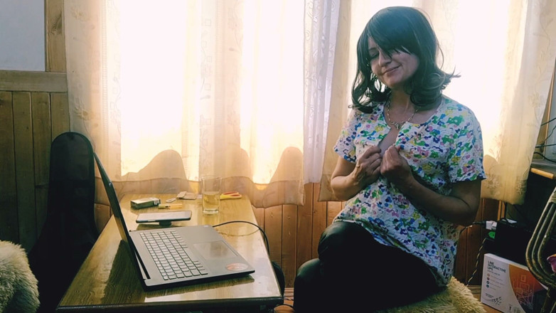 Bolly Karma: Tonight You Get To Stroke Minimum Watching Me