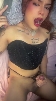 Big Cumshot Latina Trans Giirl