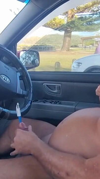 Nackt im auto