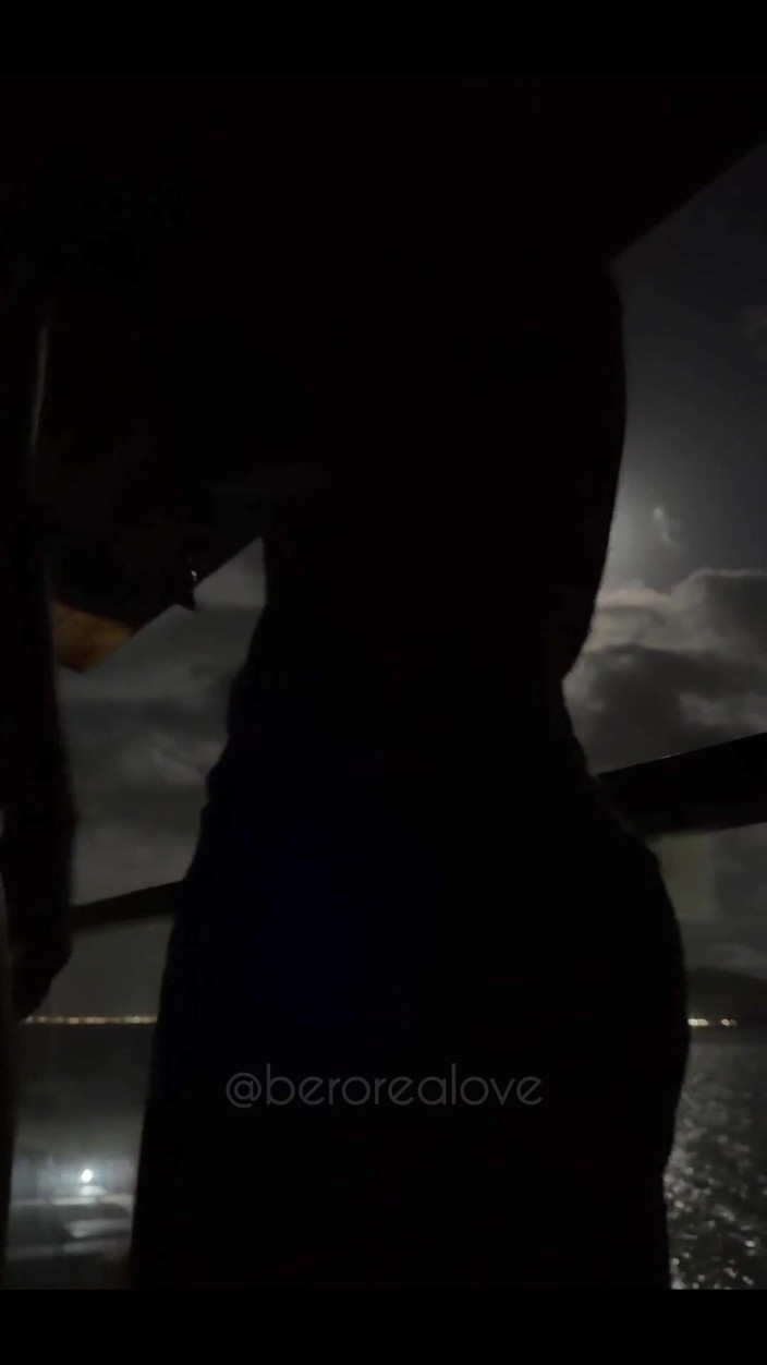 berorealove: Malam bulan madu pertama kami