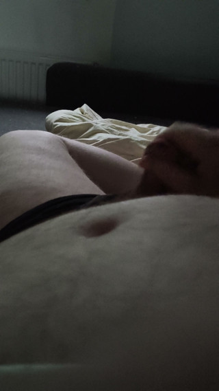 Runkaren32: I'm Jerking off