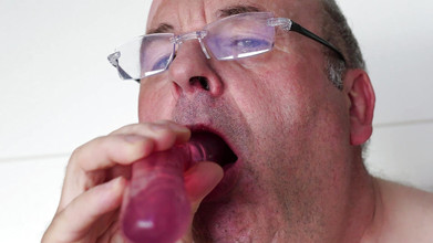 Claus Noord: Claus Noord. Menelan tiga lubang sperma