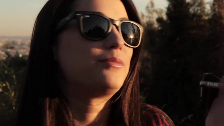 Lesbian Illusion: Young lesbians have hot moments