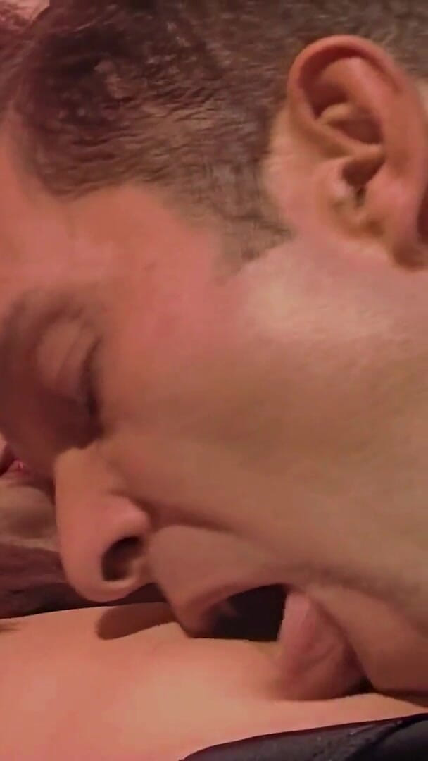 Inhonorof porn: Young Slut Gets Banged on the Couch by Mature Man