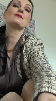 Masturbuj na moje elegantní vysoké podpatky, JOI, Lady Victoria Valente