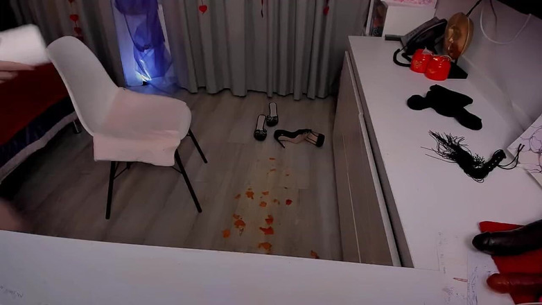 Almaz FireFox: Ayaklarımın Altında Mandalina... Ve Fantezilerin Benim Ellerimde.