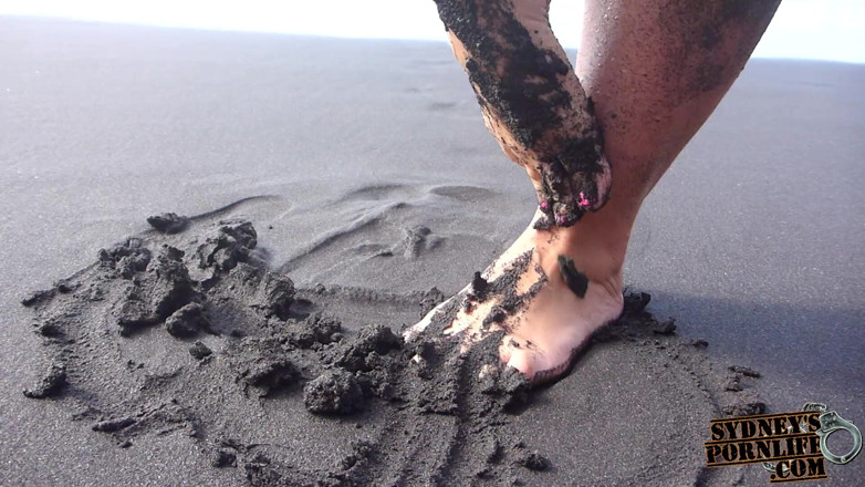 Sydneys porn life: Kaki kotor, tapak kaki &amp; fetish pantat di pantai bogel!