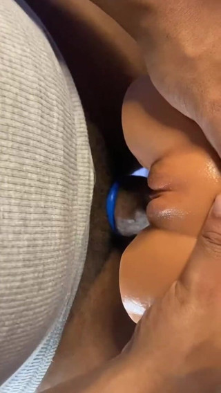 Devin Vine: Dokončení dlouhého edging sezení se sexuální panenou s výstřikem při...