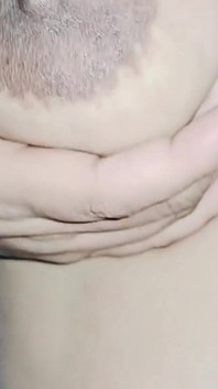 Naina la desi montre ses seins et sa chatte