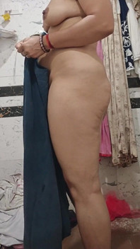 Priya สาวอินเดีย วิดีโอทําความสะอาดห้องน้ํา