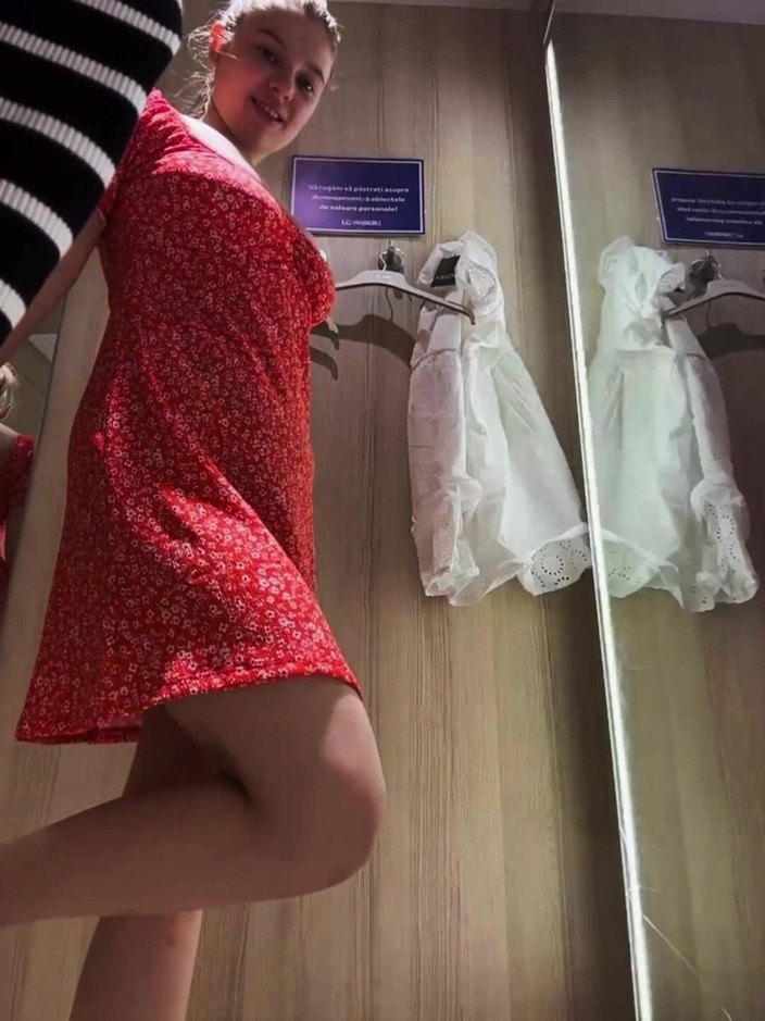 JuiceLussie: Grosse bite, sodomie extrême en public