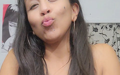Betty Rivera: Super intenzivní orgasmus