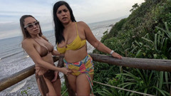 PriscilaBelini: Ja i mój przyjaciel całujemy się na plaży