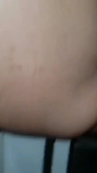 Ditalino di grande cazzo nero mi scopa forte e in profondità sopra la cucina contro orgasmi squirting