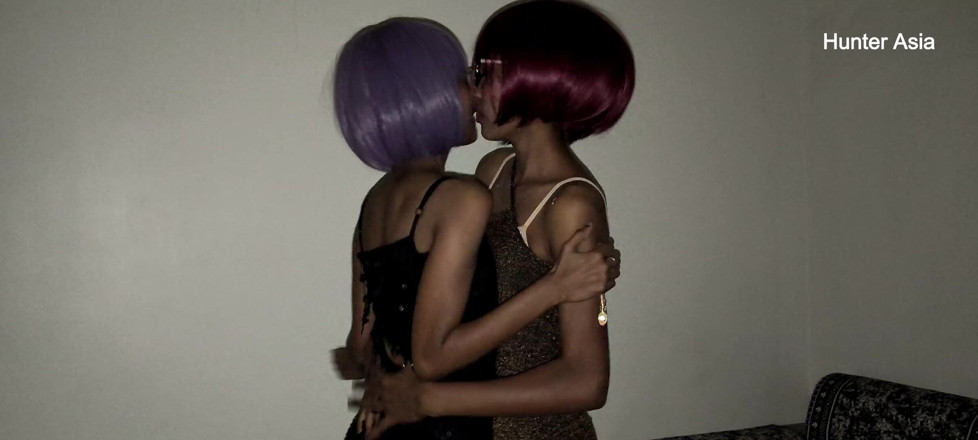 hunter Asia: aadhi raat ko bahut lesbiynon ki chudaee