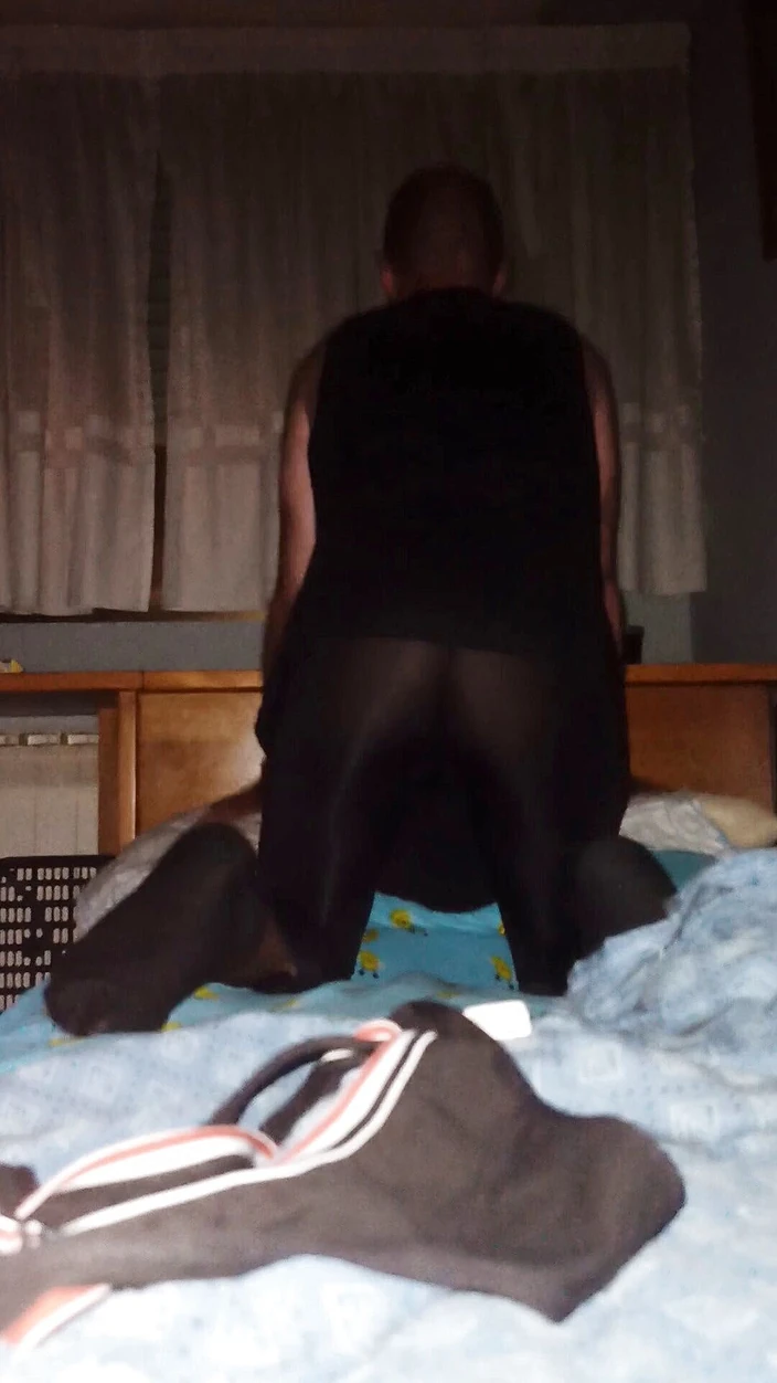 Por Itxiar: Sexy show off butt