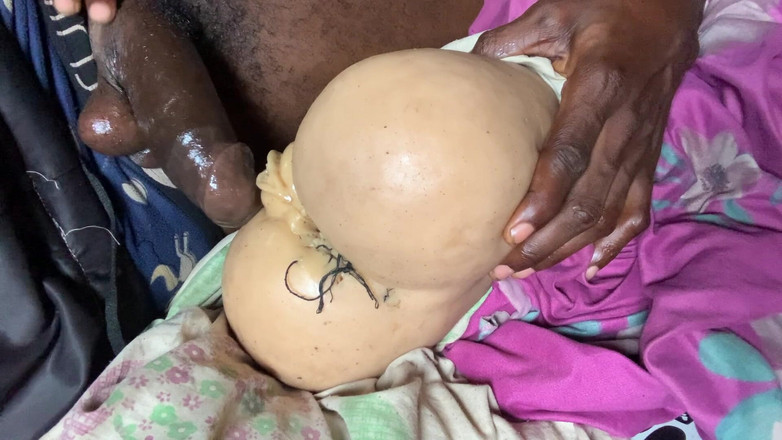 Bangcum8: Nueva actualización de un gran culo follado por una polla...