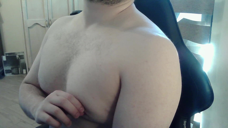 Himbo_Fox: Semental musculoso juega con sus pezones y músculos