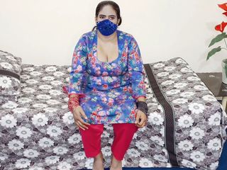 Shilpa Bhabhi: Indian Hot Bhabhi with Huge Natural Boobs Fucking Pussy with...