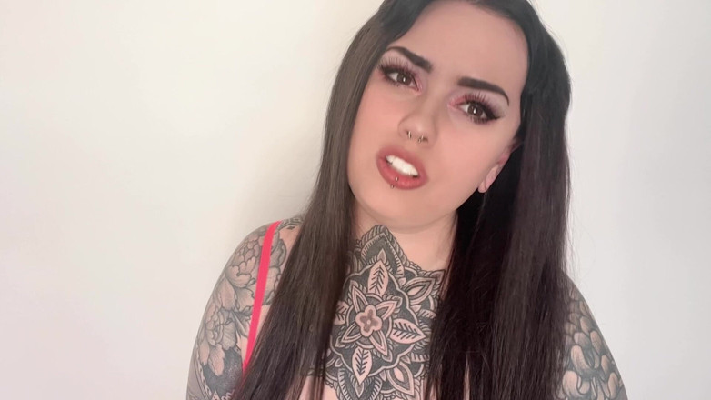 Miss Valentina: Virtual Wedgie