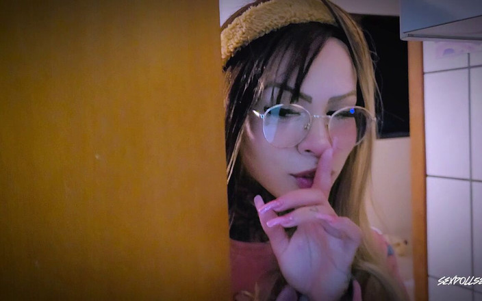 Sexdoll520: A Meia-irmã Pediu Para Entrar Furtivamente No Quarto Sem Que...