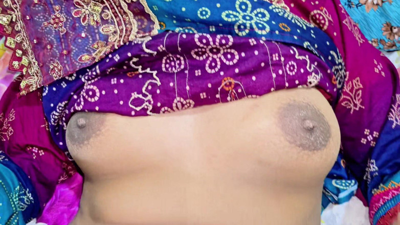 Faryal: Desi Indian Sister's Pussy Fucked Hard