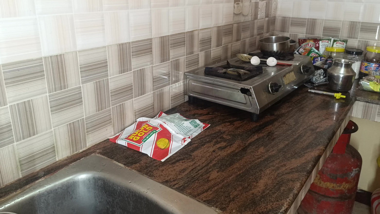 Palani69: Seks ibu rumah tangga di dapur