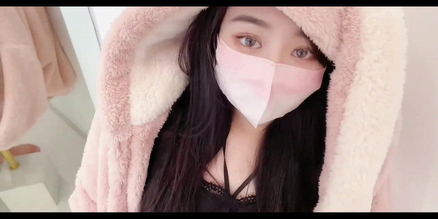 OrangeXXOO: Traumatizzando il piccolo buco rosa e tenero della mia ragazza