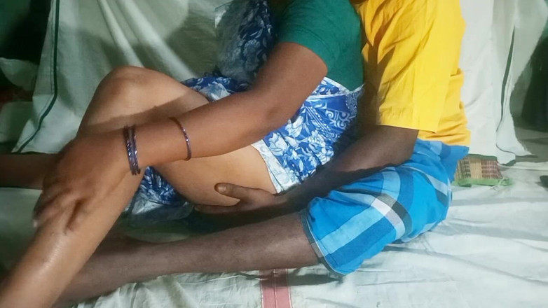 Desi Sathiya: Indiana Indiana la moglie carina e marito si gode un...