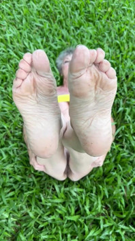 Solo Foot Play